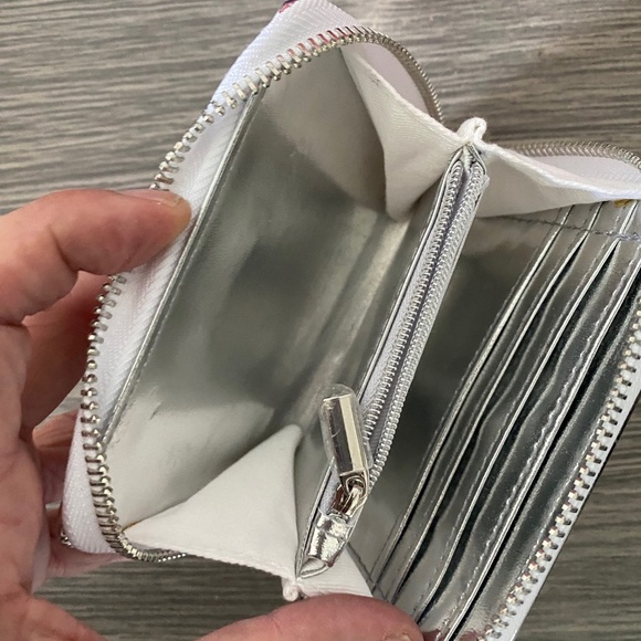 Swarovski silver tone wallet with Swarovski crystals - Picture 4 of 5